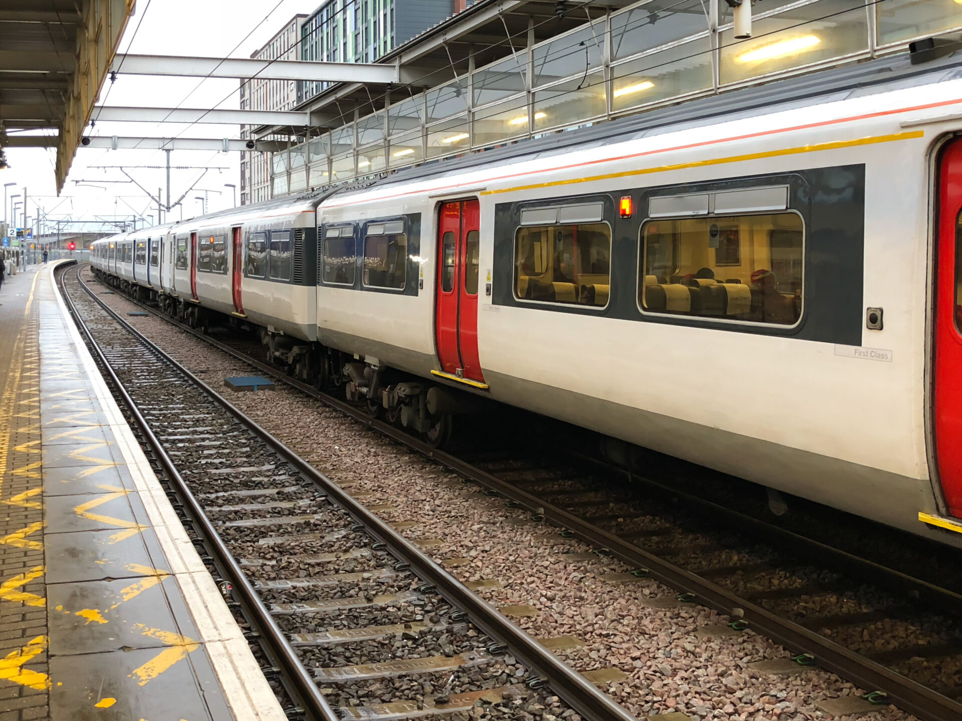 Holborough Taxis - Train station transfers service